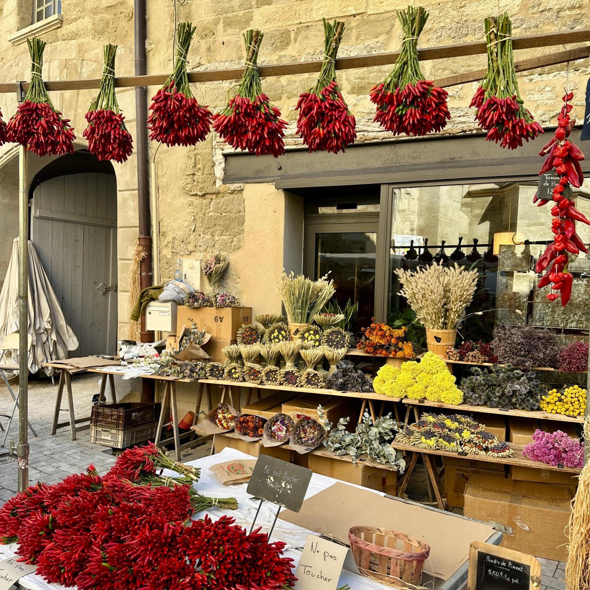 L Atelier De La Sorgue Lejlighed LʼIsle-sur-la-Sorgue Eksteriør billede